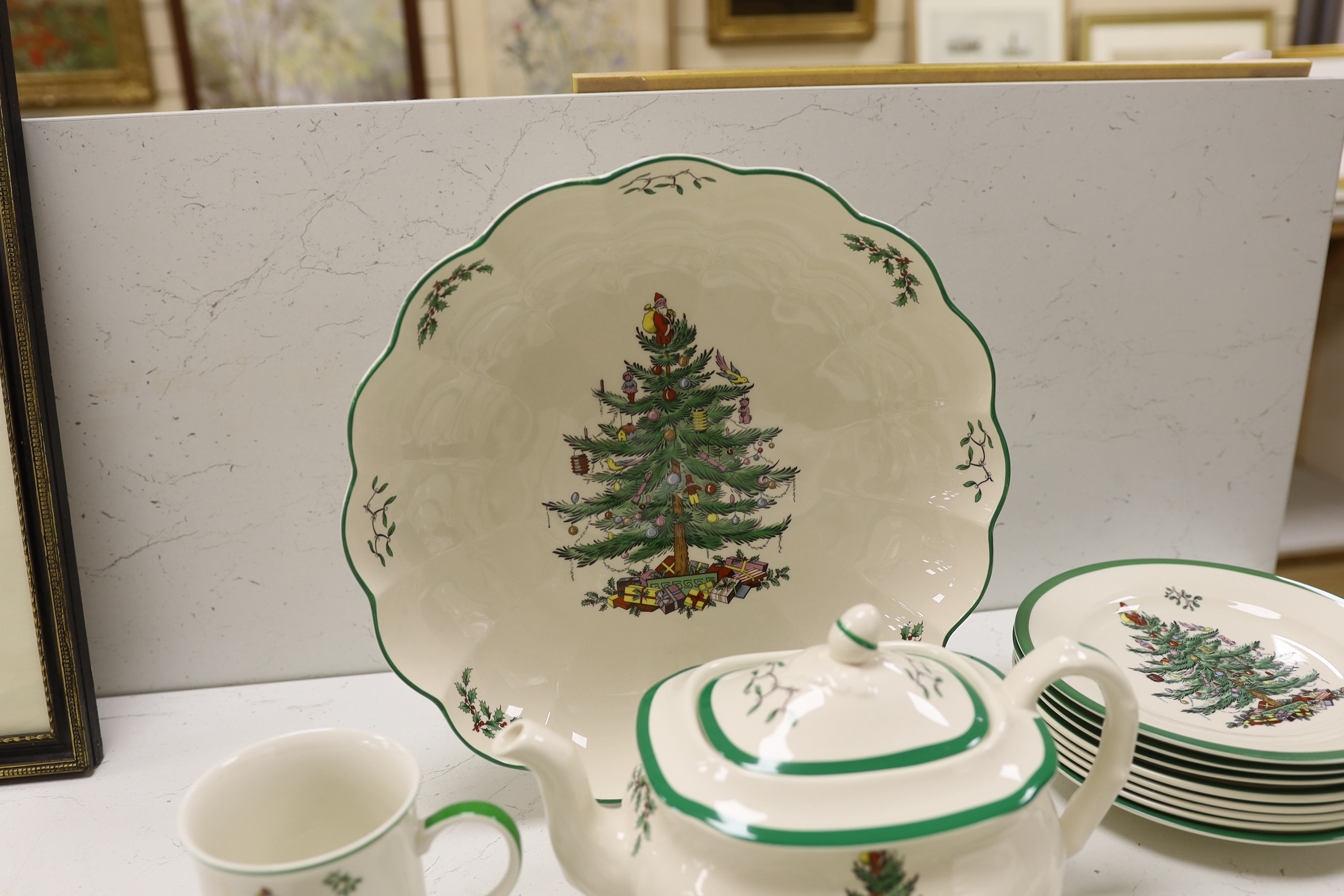 A Spode Christmas Tree pattern part breakfast set